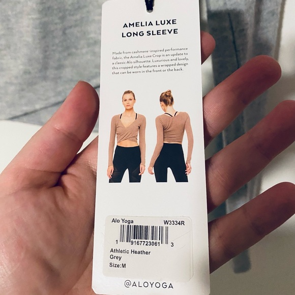 Alo Yoga Amelia Luxe Longsleeve - Picture 4 of 4